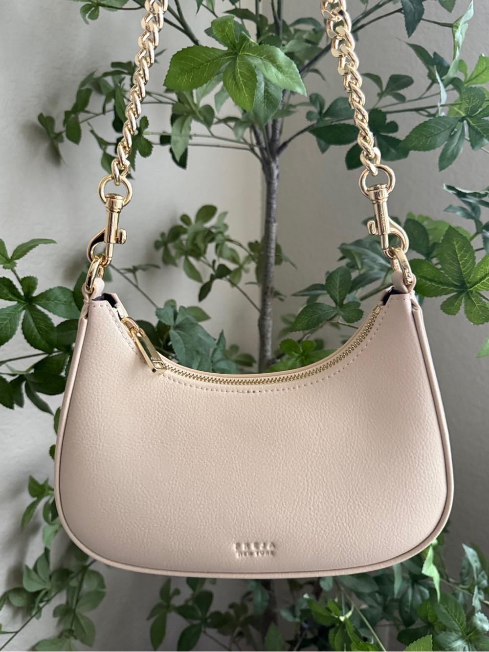 Freja New York Roma Shoulder Bag